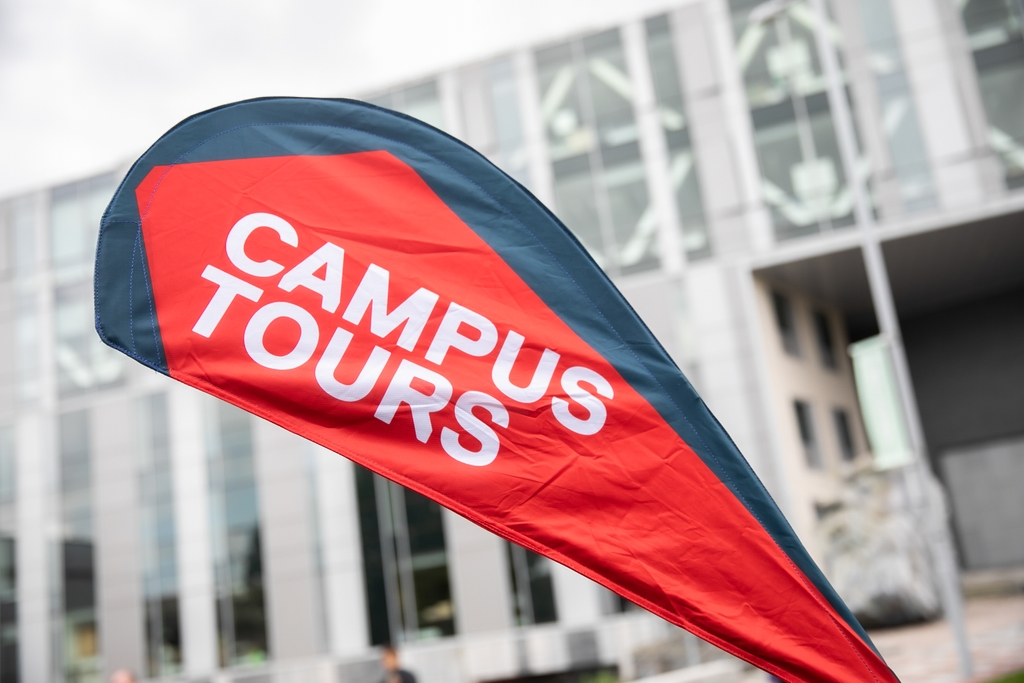 Red campus tour flag
