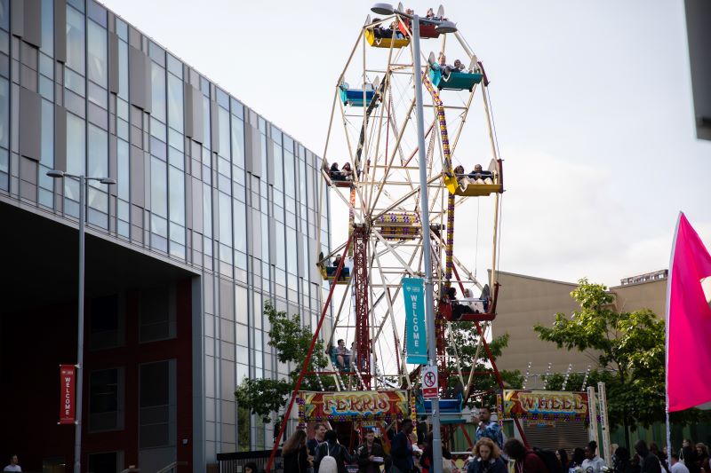 Ferris wheel at Welcome Week on campus